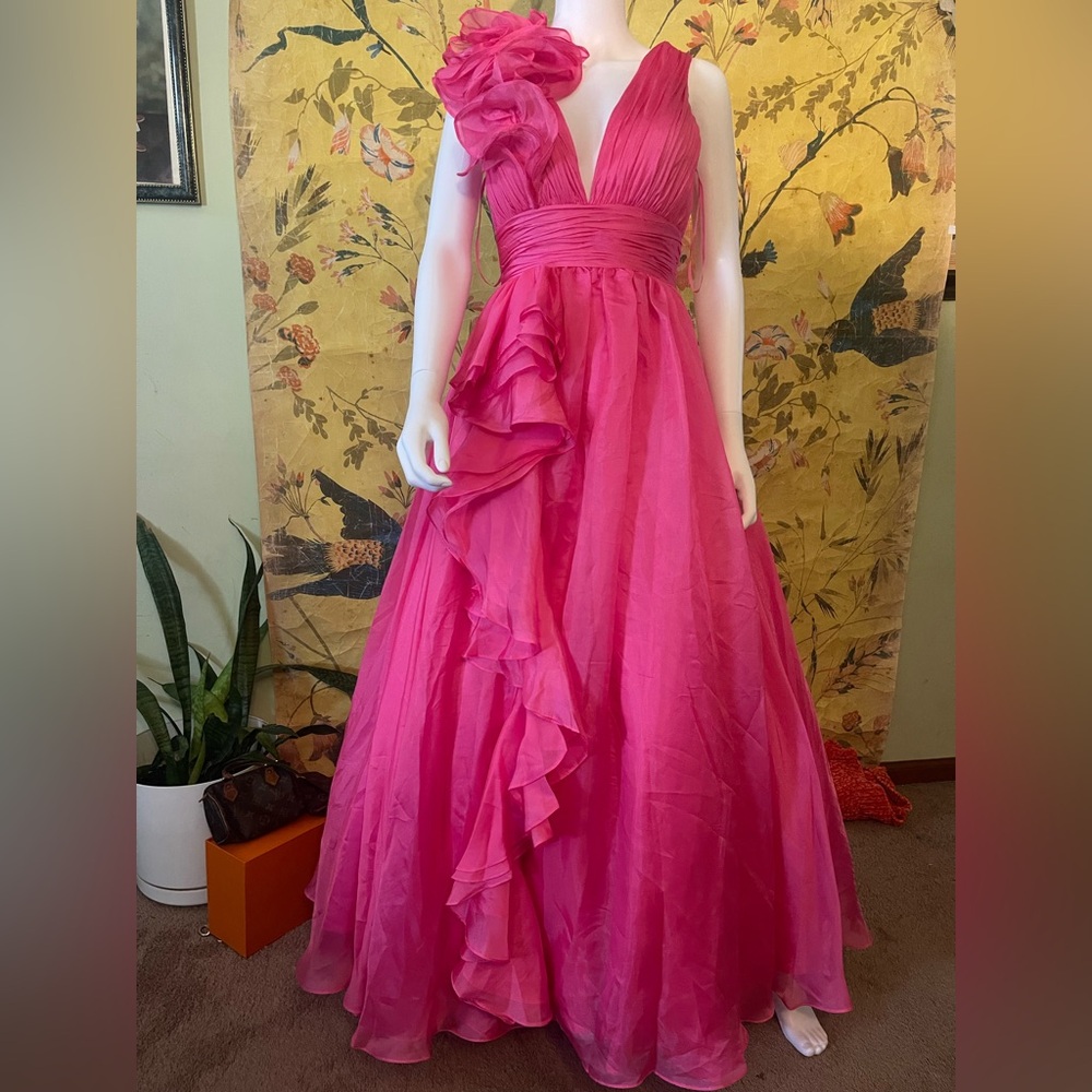 Mac Duggal Pink Ruffle Shoulder V-Neck Chiffon Gown - Picture 4 of 7